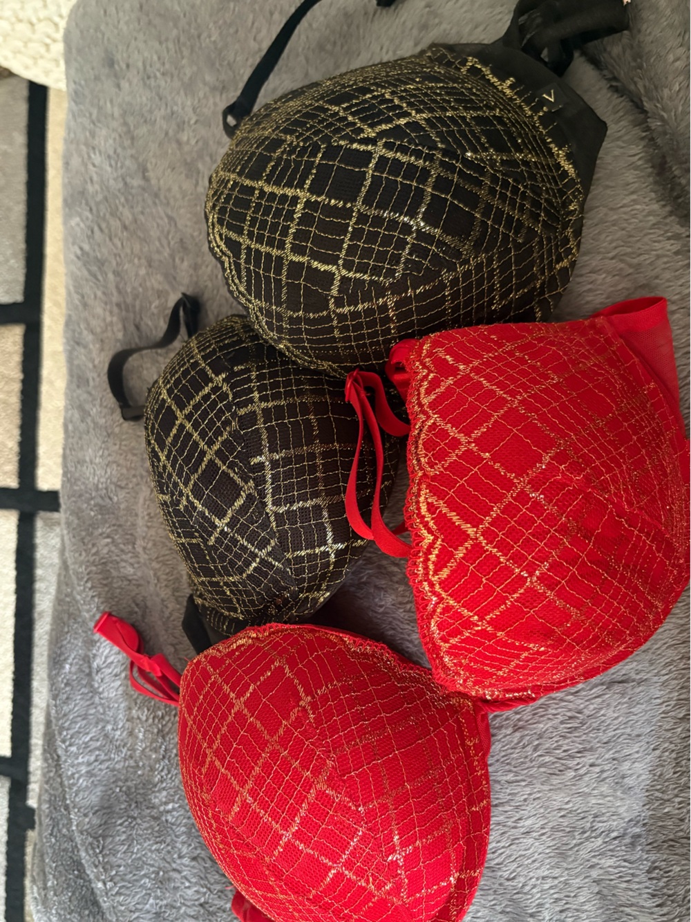 Victoria's Secret Red and Black Gold-Thread Lace Push-Up Bras